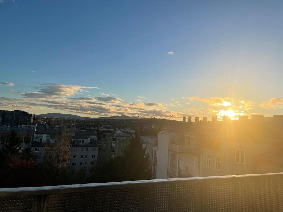 דירות Rooftop Terrace- Panoramablick Ueber Wien מראה חיצוני תמונה